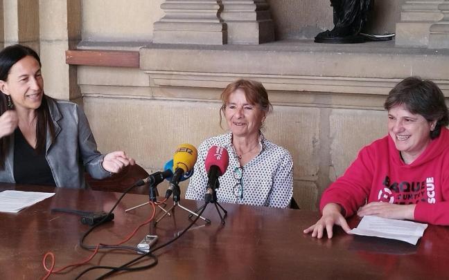 Integrantes de la ONG guipuzcoana Salvamento Marítimo Humanitario ofrecieron ayer una rueda de prensa Integrantes de la ONG guipuzcoana Salvamento Marítimo Humanitario ofrecieron ayer una rueda de prensa