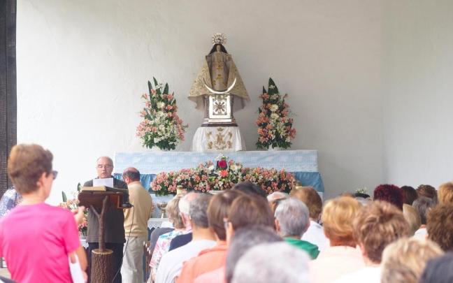 La ermita de Urrategi, en la que se alberga la figura, acogerá una misa en conmemoración del 75 aniversario de la coronación de la Virgen.