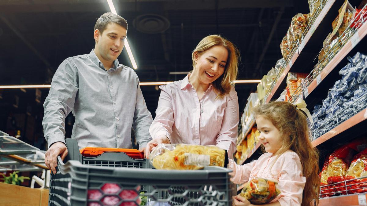 La hora exacta a la que tienes que ir al supermercado para conseguir los mejores descuentos, según un encargado