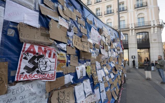 Acampada por la vivienda en la Puerta del Sol.