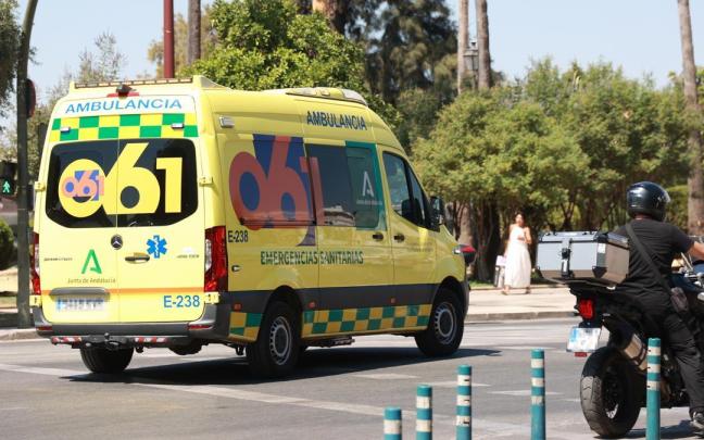 Una ambulancia del 061