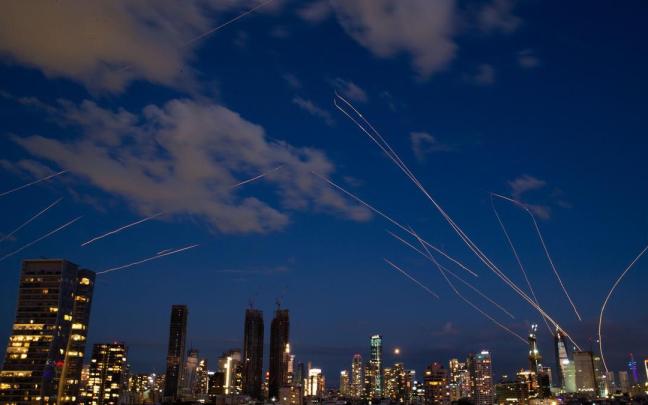 Proyectiles sobre Tel Aviv.