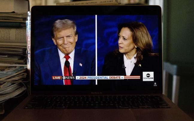 Trump y Harris en una imagen del debate que mantuvieron en septiembre. / EFE Trump y Harris en una imagen del debate que mantuvieron en septiembre.