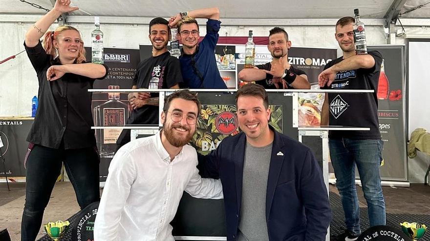 Los participantes en el concurso de coctelería de Bizkaia