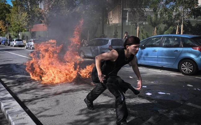 En imágenes: Cerca de 2.000 detenidos y 65 trabajadores heridos en las protestas estudiantiles que sacuden Francia