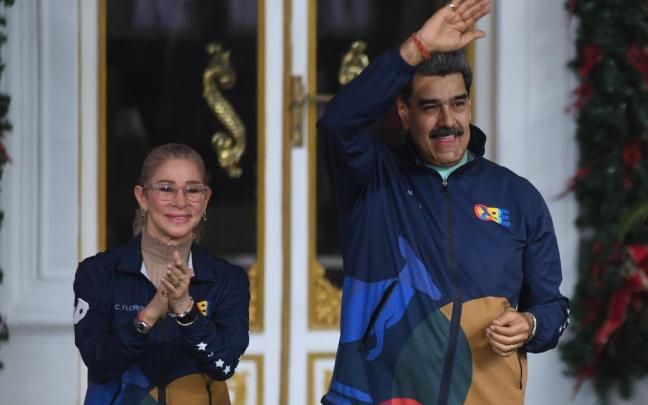 Delcy Rodríguez junto a Maduro, en una imagen de archivo.