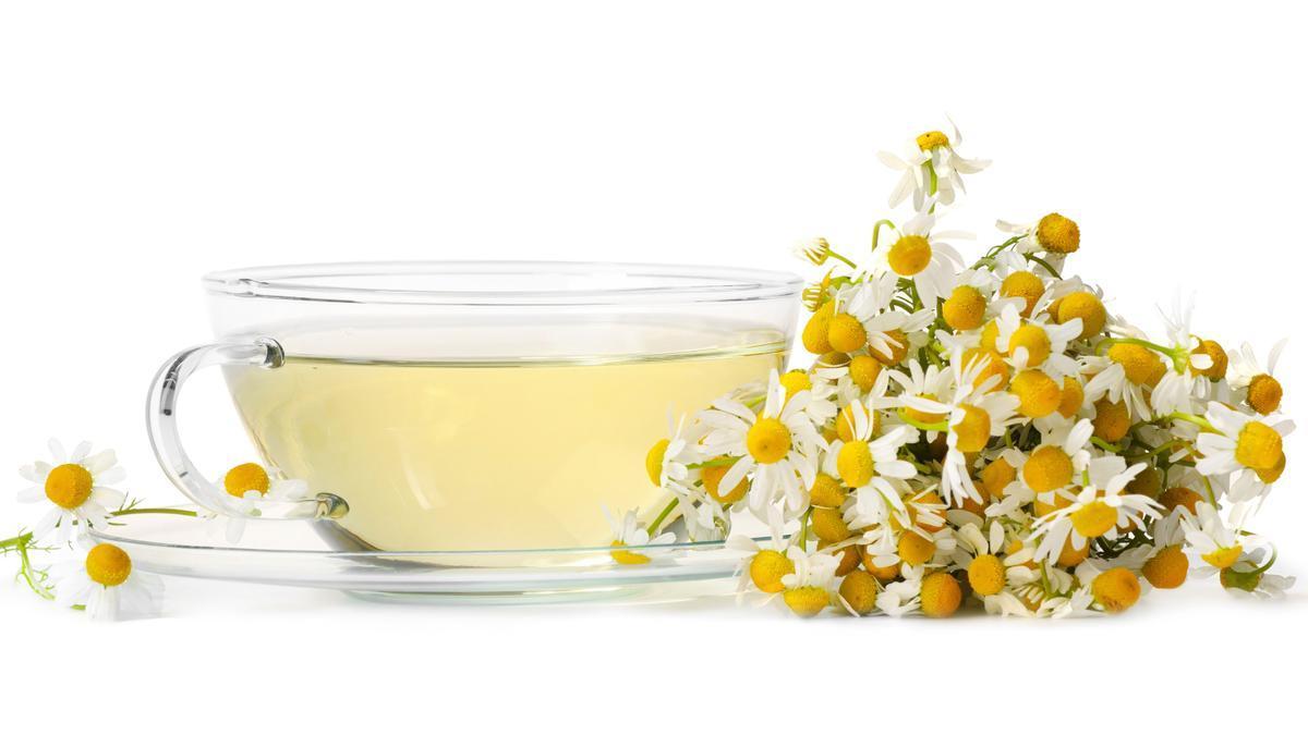 La manzanilla es una de las más populares y eficaces para aligerar las digestiones.