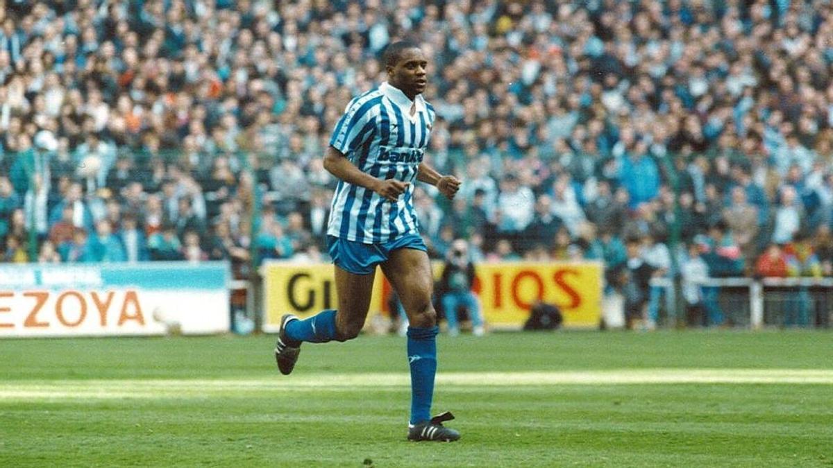 Dalian Atkinson, durante un partido en el Bernabéu.