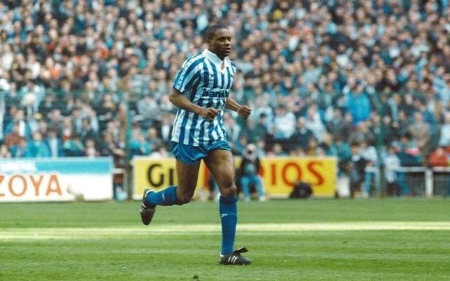 Dalian Atkinson, durante un partido en el Bernabéu.