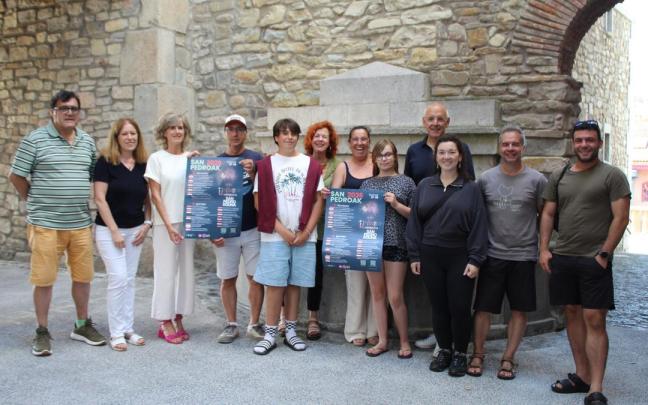 Presentación de las fiestas de San Pedro de Zumaia.