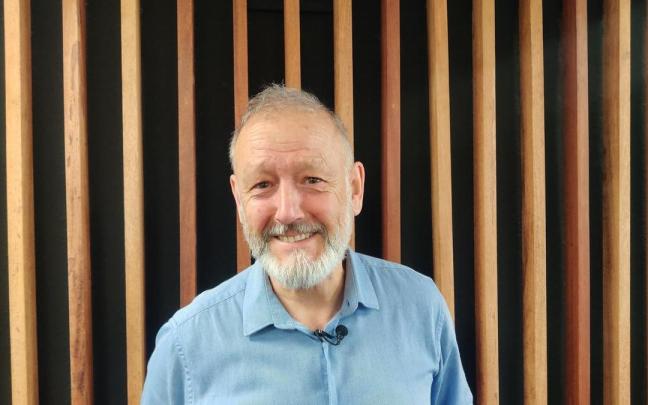 Roberto Uriarte se ha despedido con un llamamiento a votar por Yolanda Díaz.