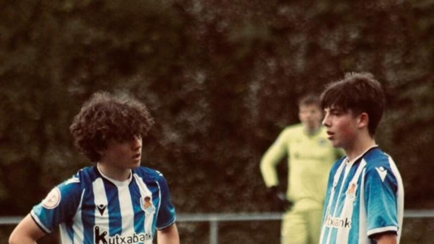 El realista Dani Díaz, a la izquierda, internacional sub-17. / REDACCION NDG