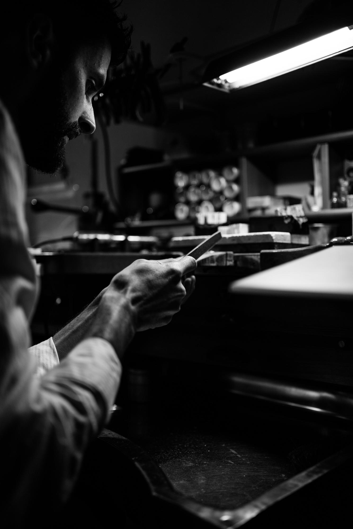 Nkoda Joyas tiene tanto tienda física como tienda online.