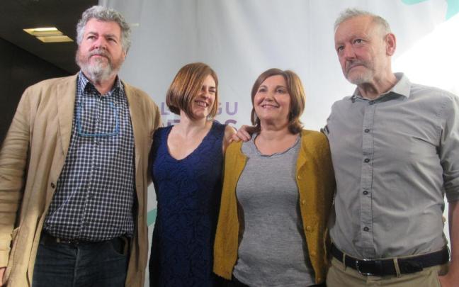 La líder de Podemos Euskadi, Pilar Garrido, con López de Uralde, Gorrotxategi y Uriarte.