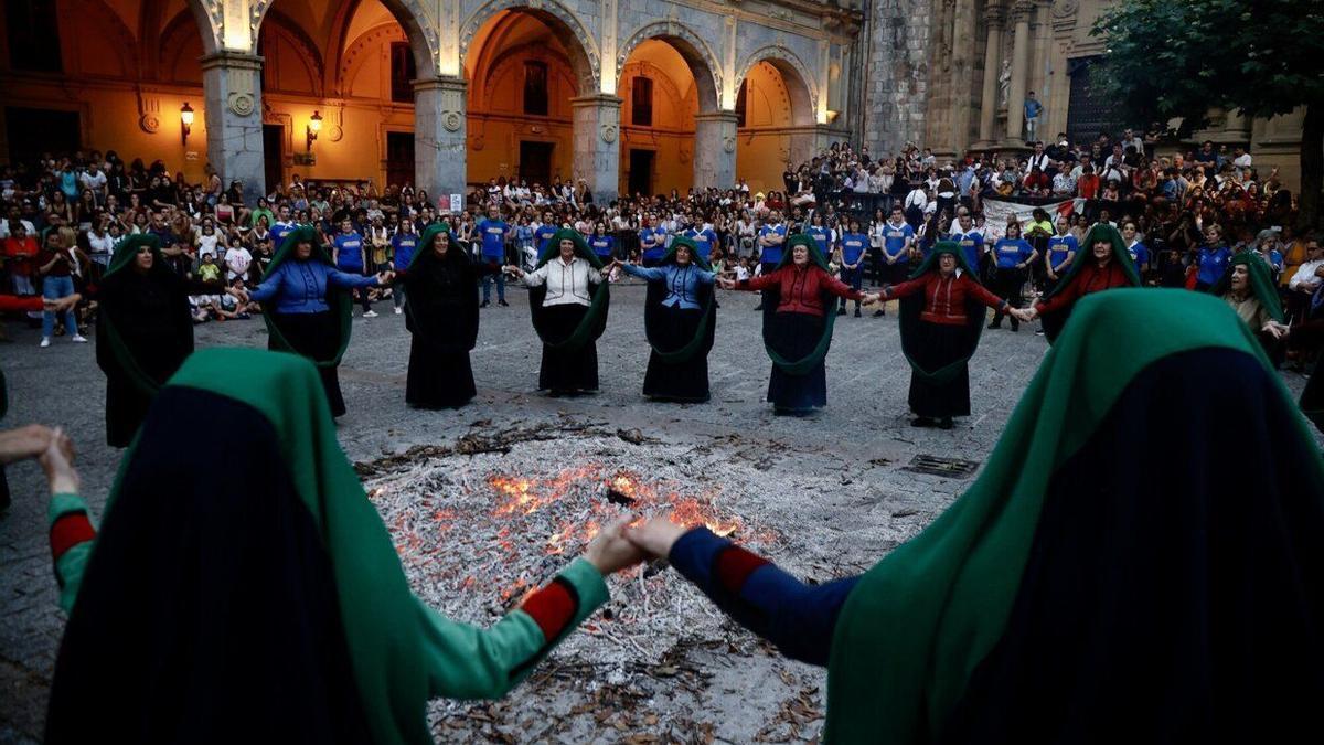 Celebración de un akelarre en unas fiestas