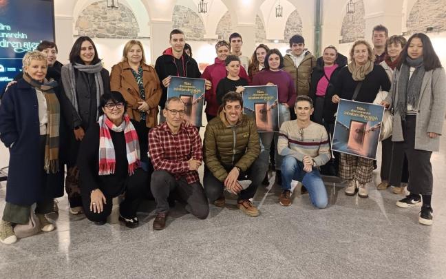 Representantes municipales y de diferentes agentes que constribuyen en dar contenido a la programación.