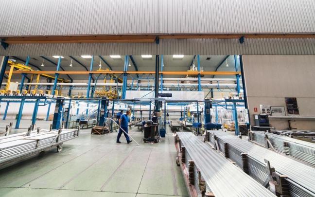 Las bajas por patologías osteomusculares han crecido en el sector de la industria.