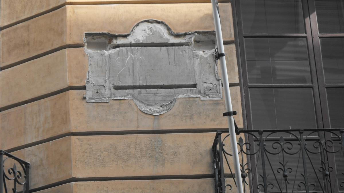 Abogados Cristianos denuncia ante el Supremo el catálogo del Gobierno para la eliminación de símbolos franquistas.