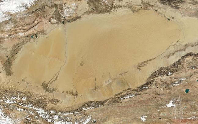 Vista de satélite de la cuenca del Tarim.