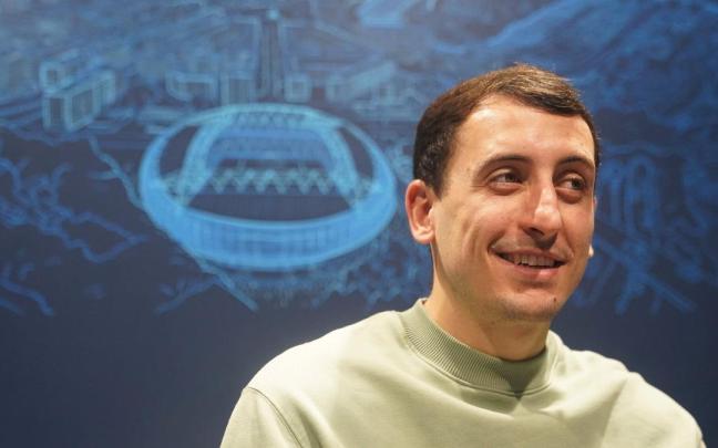 El capitán de la Real, Mikel Oyarzabal, durante una entrevista con NOTICIAS DE GIPUZKOA. / RUBEN PLAZA