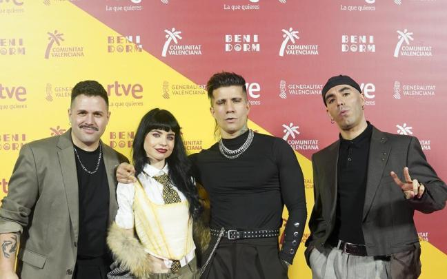 El grupo KITAI durante la bienvenida al Benidorm Fest 2026,