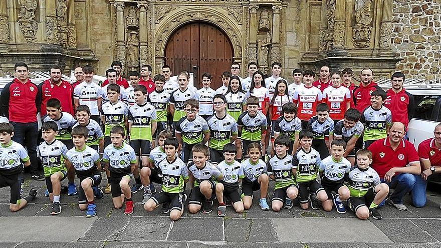 La cantera del Aloña lista para rodar, también con equipo femenino