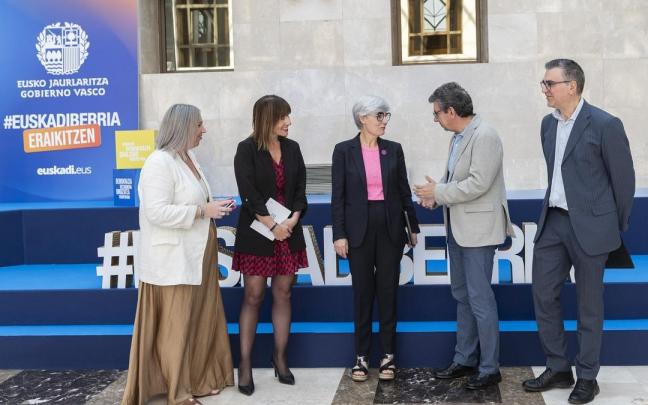 La presentación de la campaña 'Beldur Barik Jaiak', en la sede de Lehendakaritza. / EP La presentación de la campaña 'Beldur Barik Jaiak', en la sede de Lehendakaritza.