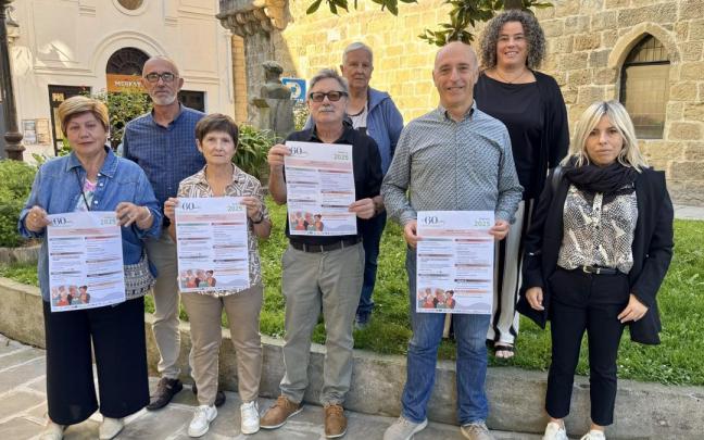 Presentación del programa ‘+60 Adinekoen Udazkena’ en Zarautz.