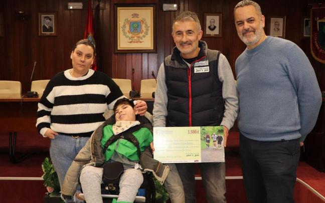 Zuriñe Calero, Aingeru, Javi Condey el alcalde de Etxebarri, Iker López