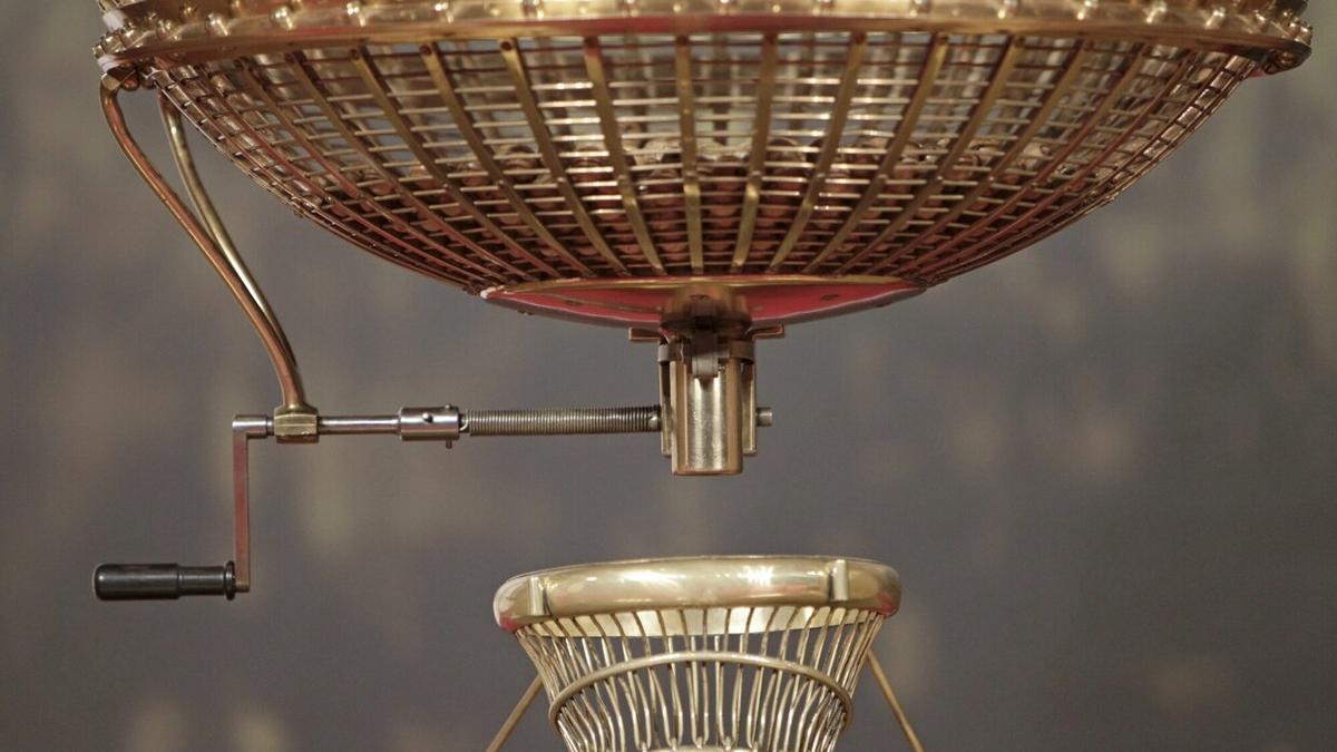 Bombo con los números del sorteo de Navidad