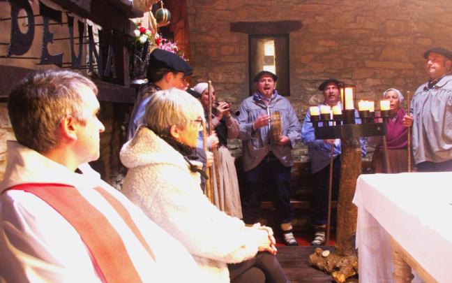 Este sábado se volverán a cantar en Zeanuri 37 coplas frente a la imagen de Santa Águeda