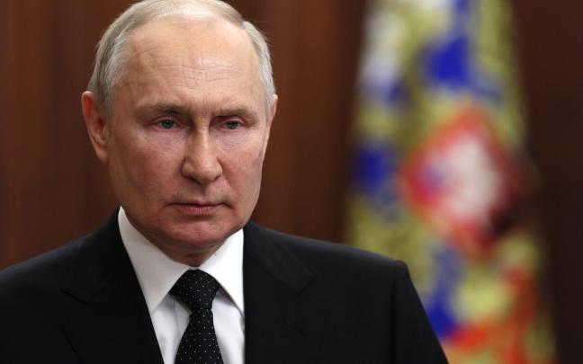 Putin dice que Rusia logró frenar una guerra civil durante el motín de Wagner. Putin dice que Rusia logró frenar una guerra civil durante el motín de Wagner.