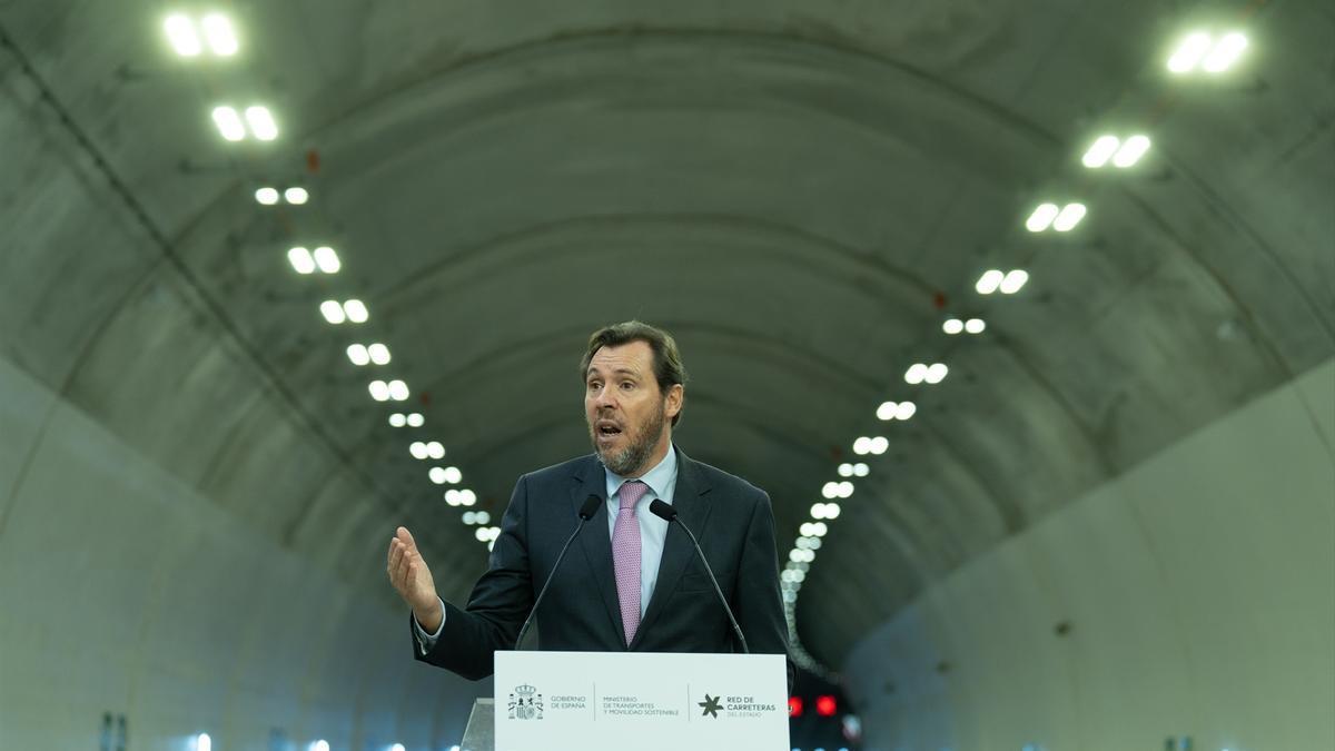 El ministro de Transportes y Movilidad Sostenible, Óscar Puente, interviene en un acto en Catalunya.