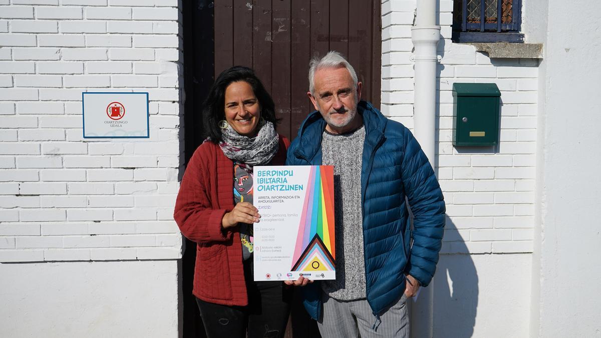Berdindu zerbitzuko Jesus Estomba eta Olaia Lasa zinegotzia