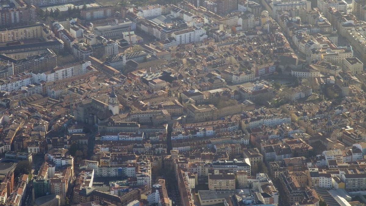 Vista aérea del Casco Medieval de la capital alavesa