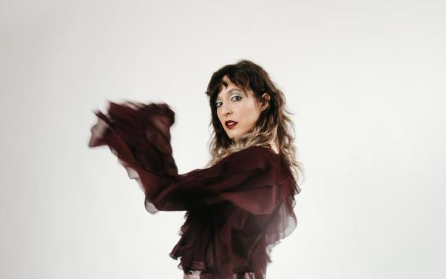 Lide Hernando, del grupo de rock Liher y guitarrista de Muguruza, cuenta con un proyecto de música disco llamado ‘Bele’.