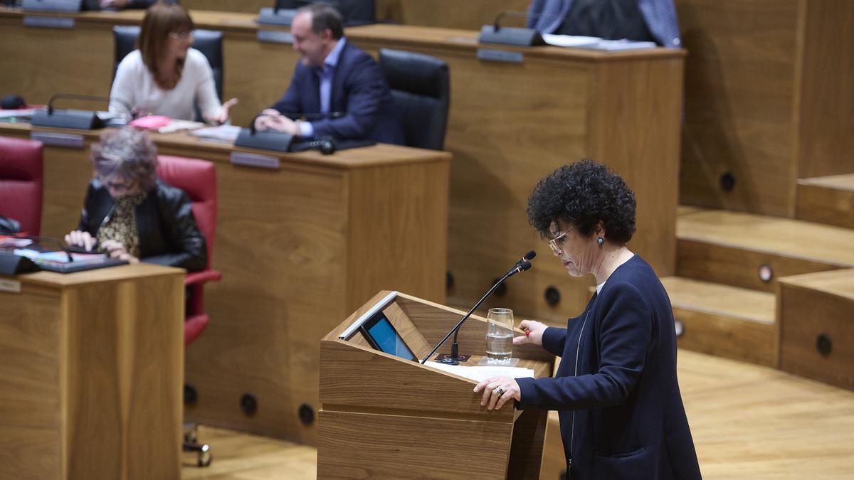 Inmaculada Jurío, del PSN, durante su intervención.