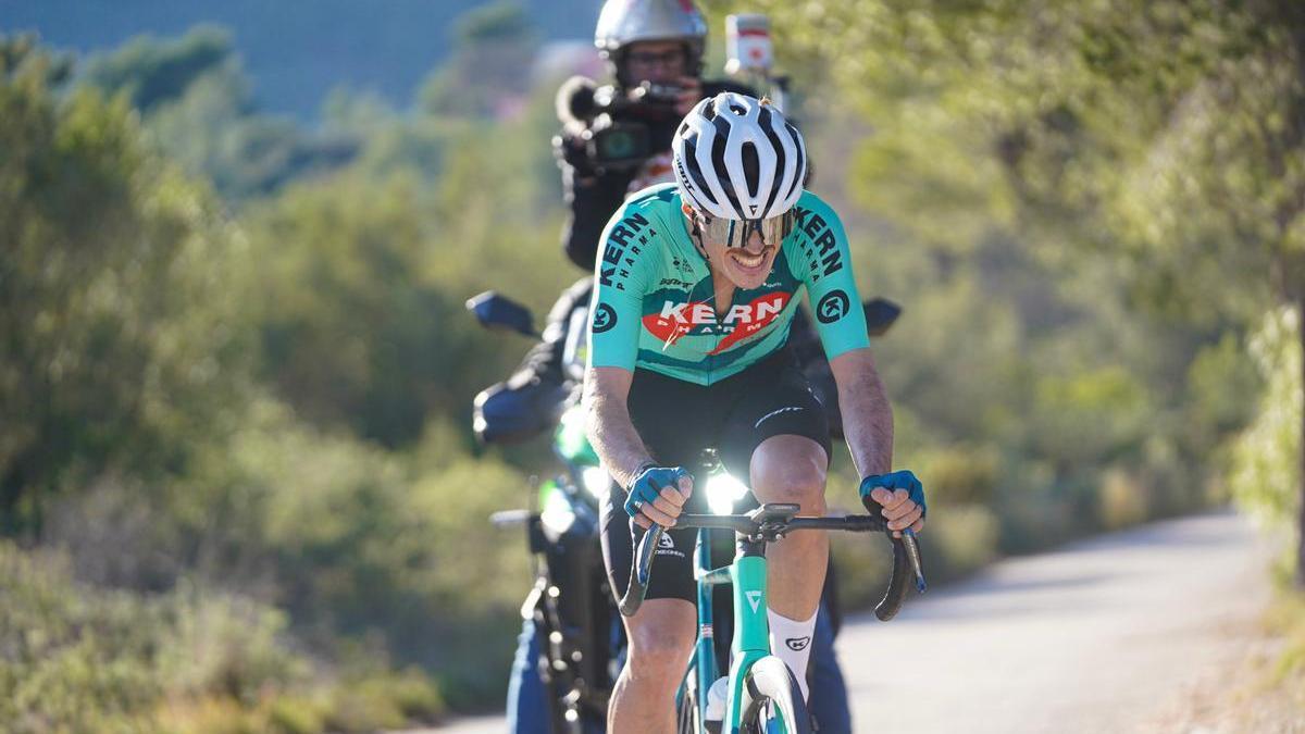 Berrade, durante la subida a El Garbi, donde atacó