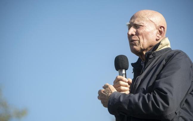 El fotógrafo Sebastião Salgado interviene durante un acto en Barcelona. / EP El fotógrafo Sebastião Salgado interviene durante un acto en Barcelona.