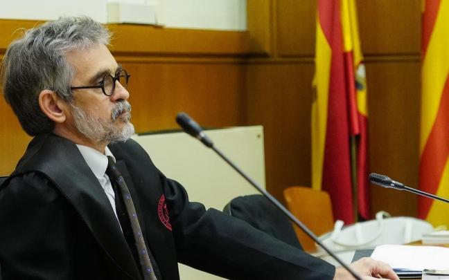 El abogado de Dani Alves, Cristóbal Martell, en la vista que se ha celebrado este viernes en Barcelona.