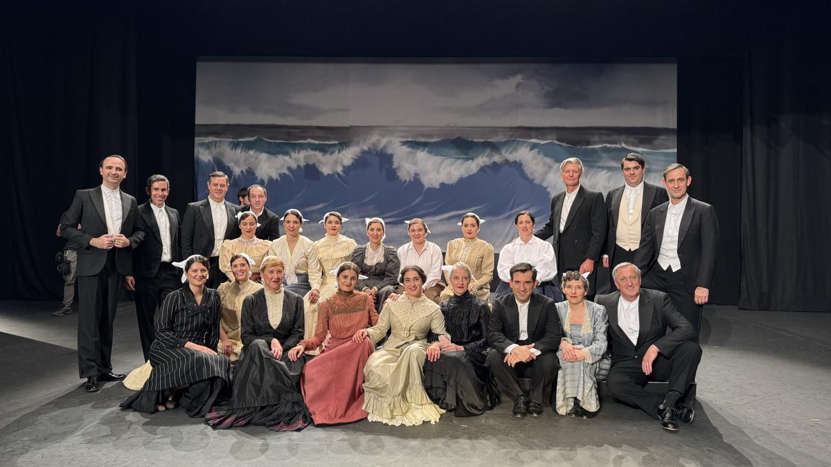 Ganbara y Kup Taldea en una foto de grupo.