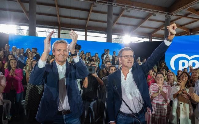 El presidente del Partido Popular, Alberto Nuñez Feijóo, ha participado en un acto del PP junto al presidente de la Xunta, Alfonso Rueda.