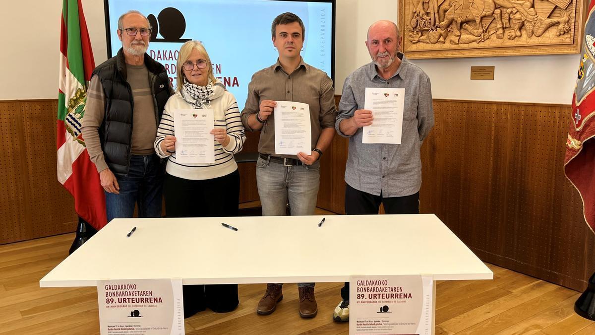 El Ayuntamiento ha firmado un convenio con Galgakao Gogora e Intxorta 1937 para avanzar en la investigación