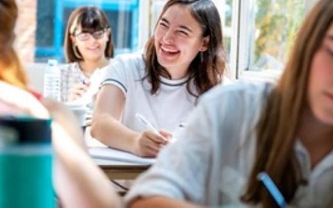 El Ayuntamiento refuerza su compromiso con el euskera a través de nuevas ayudas formativas