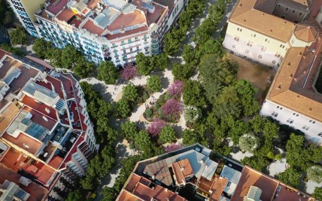 La 'supermanzana' del Eixample deberá volver a su estado anterior a las obras de peatonalización La 'supermanzana' del Eixample deberá volver a su estado anterior a las obras de peatonalización