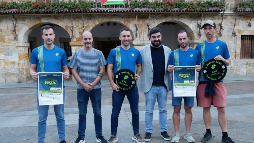 Gálvez y Galilea, con los organizadores.