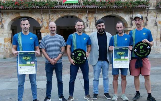 Gálvez y Galilea, con los organizadores.