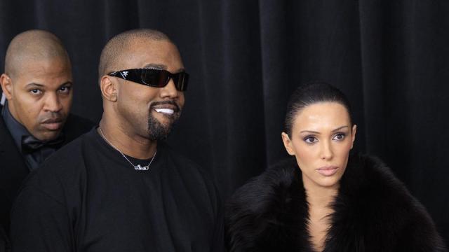 El rapero estadounidense Kanye West y su mujer, la australiana Bianca Censori, en una foto de archivo.