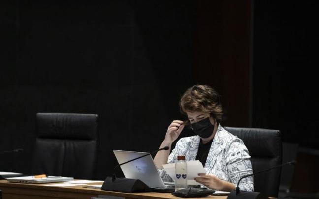 Ainhoa Aznárez en el Parlamento de Navarra. Ainhoa Aznárez en el Parlamento de Navarra.