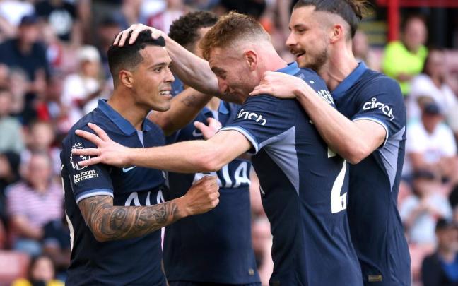 Los jugadores del Tottenham celebran un gol en la última jornada de la Premier, este domingo. / DPA VÍA EUROPA PRESS